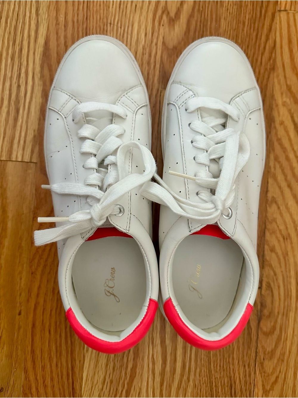 J. CREW White Sneakers with Bright Coral Pink Heel Counter. Size 8 Women’s.